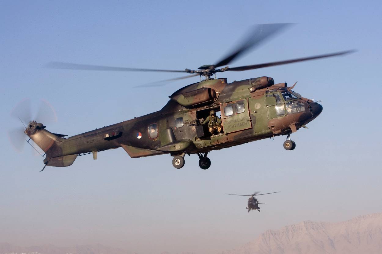 gedragen Doodskaak Overtreden Aircraft and helicopters | Materiel | Defensie.nl