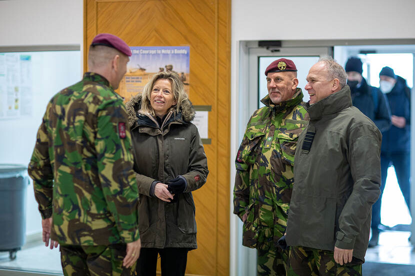 Major Mark of 11 Airmobile Brigade (left) explains the exercise progamme for the coming weeks to the minister and the CHOD.