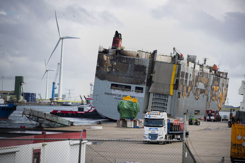 The Fremantle Highway at seaport Eemshaven.