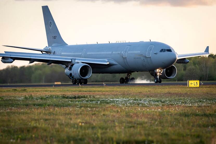 Airbus A330.