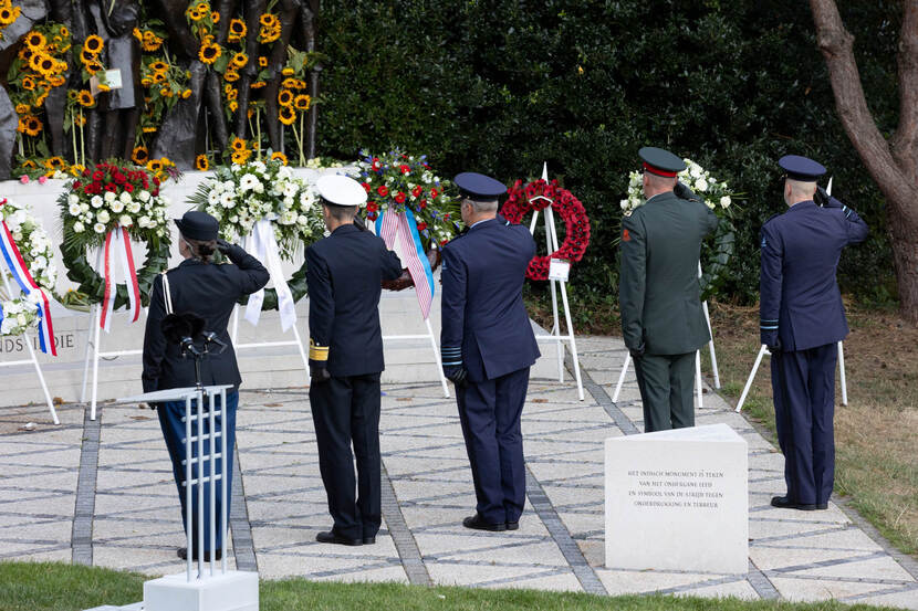 Ceremony at the Dutch East Indies monument