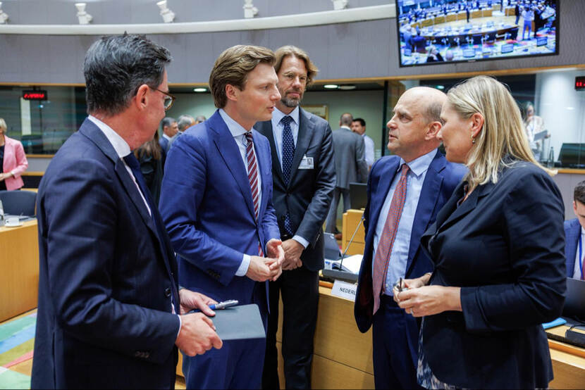 Minister Brekelmans during the meeting with defence ministers in Brussels