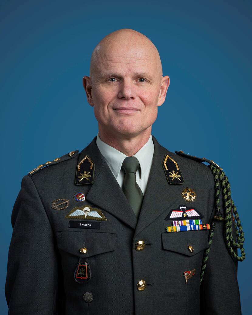 Portrait Commander of the Royal Netherlands Army Lieutenant General Jan Swillens.