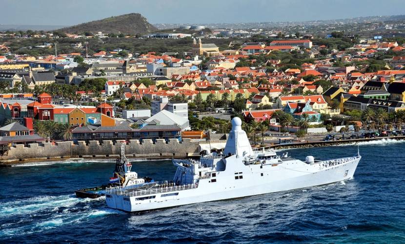 HNLMS Holland in Curaçao.
