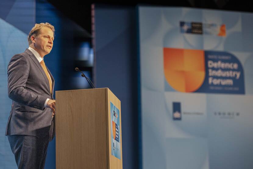 State Secretary for Defence Gijs Tuinman speaking at the NATO Summit Defence Industry Forum